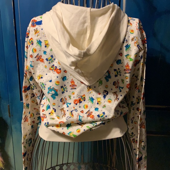 🏰 Disney Parks Character zip-front sweatshirt - Picture 2 of 4